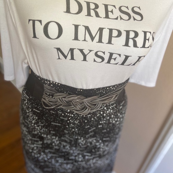 Skirt - Picture 2 of 3